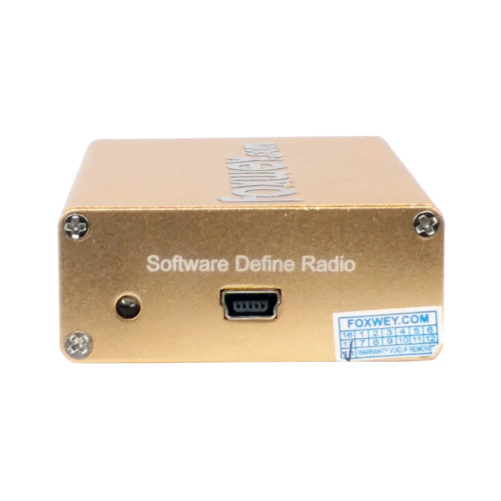 New SDR  RTL2832U R820T HF reception 100K-1.8G TXCO 0.5 PPM SMA software defined radio accurate frequency