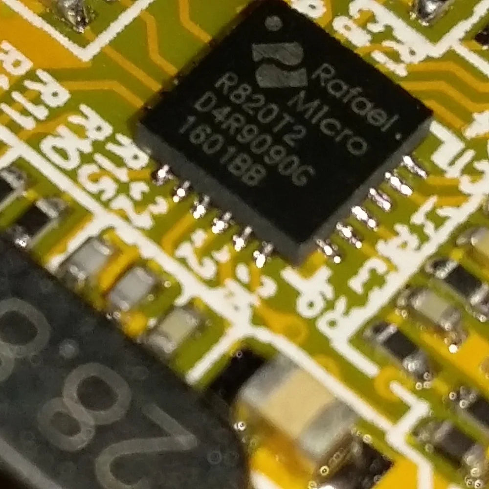 Best RTL SDR receiver with Chip Realtek RTL2832U Rafael micro R820T2 for RTL SDRsharp,free RTL2832U SDR Software FOXWEY