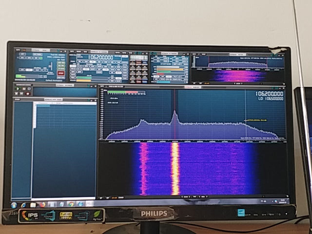 10KHz-2GHz Wideband 14bit Software Defined Radios SDR Receiver FRSP1-Pro compatible with SDRplay driver & software with TCXO LNA